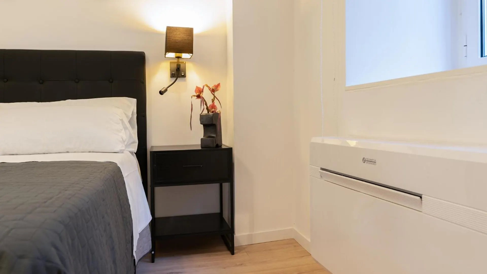 Hotel Residenza Lucrezio Rzym Włochy