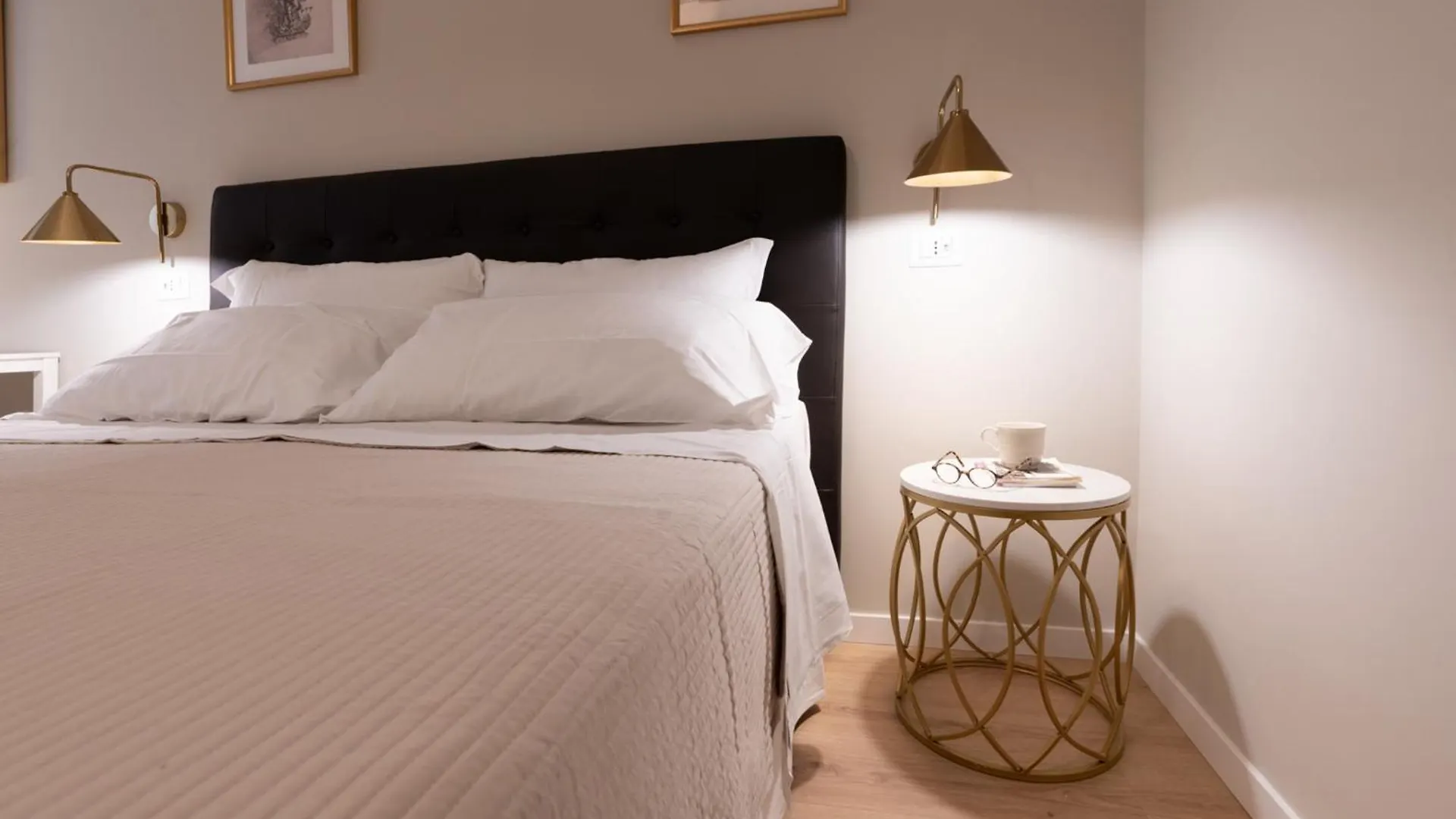 Residenza Lucrezio Hotel Rome Guest house