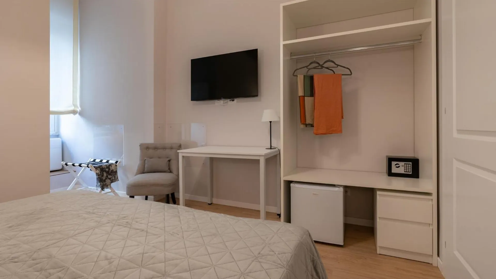 Residenza Lucrezio Hotel Rome Guest house