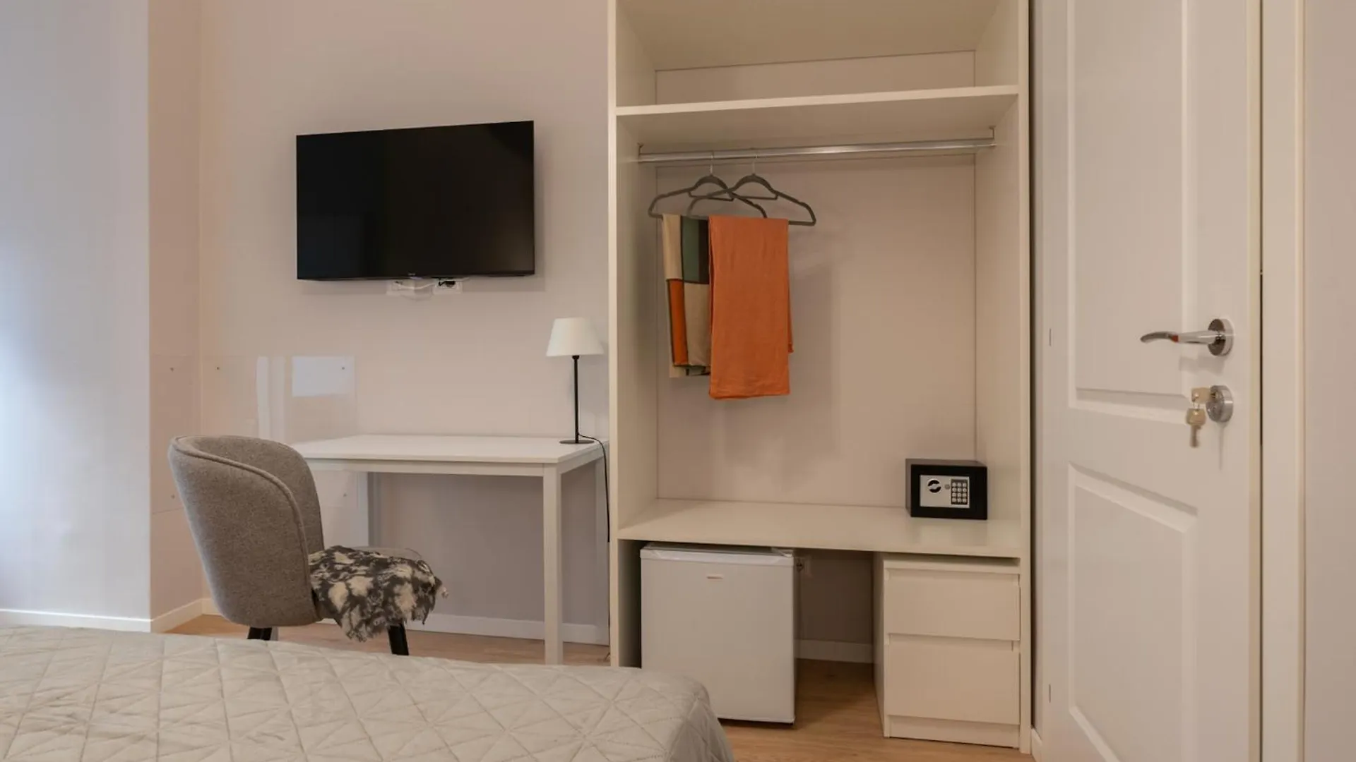 Residenza Lucrezio Hotel Rome Guest house